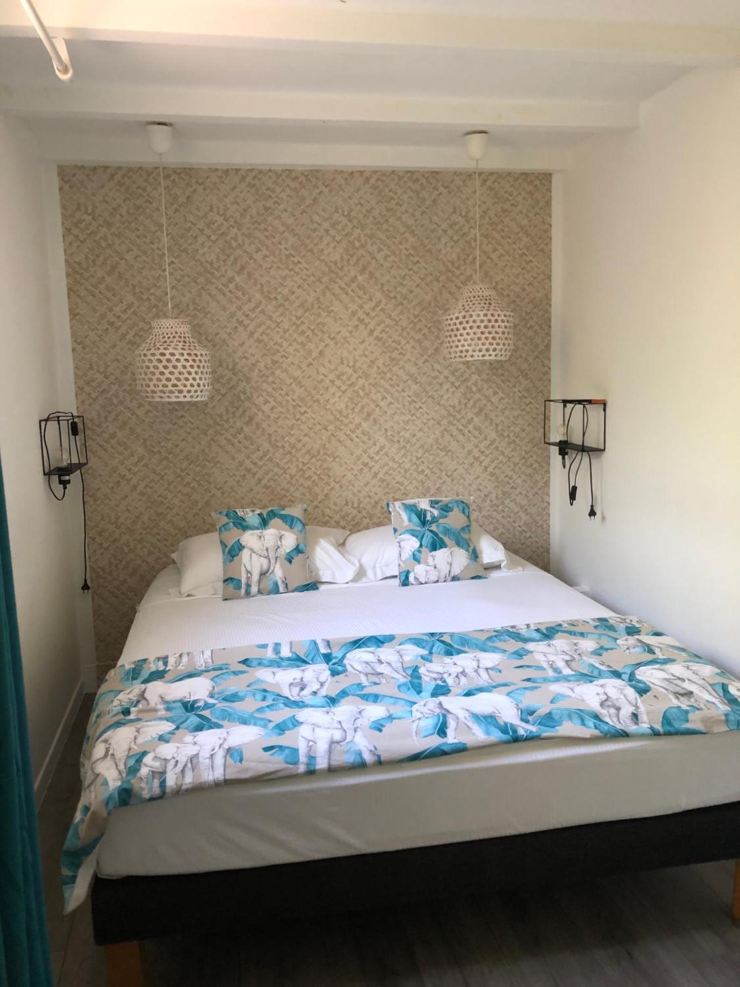 Hotel chambre indépendante avec jardinet à Borgo  Extérieur photo